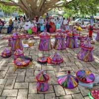 2-street-market-in-center-of-aksum-ethiopia-africa-artush-foto